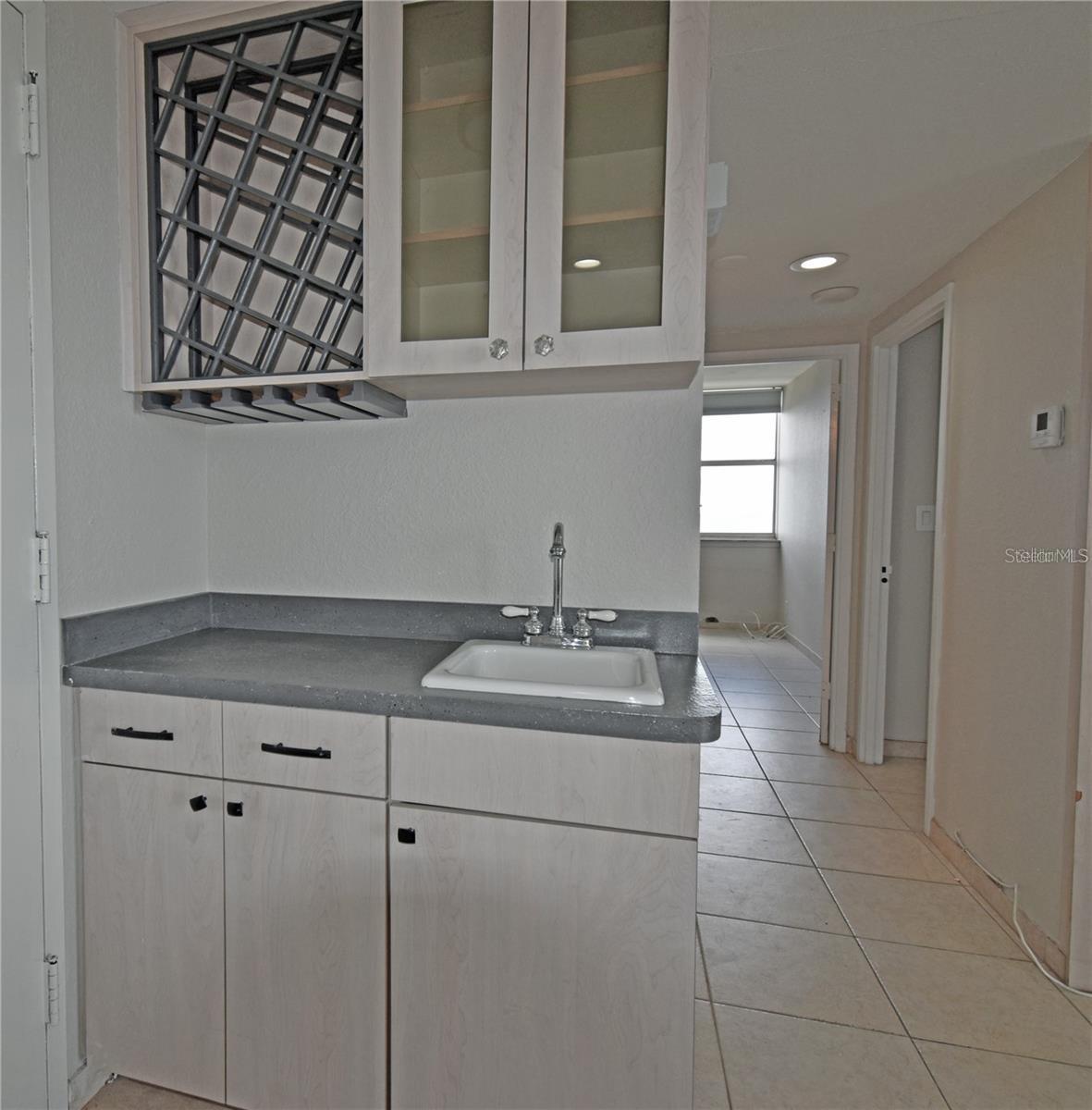 Image 31 of 32 For 4015 Bayshore Boulevard 17f
