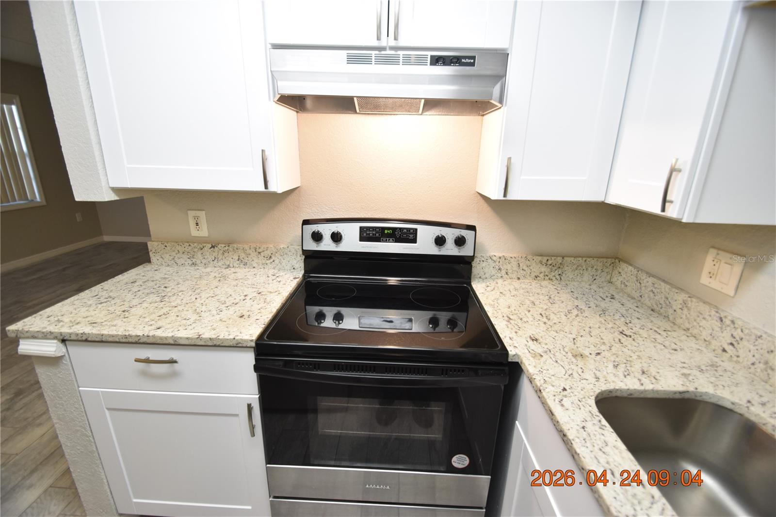 Image 10 of 16 For 306 Danube Avenue 2