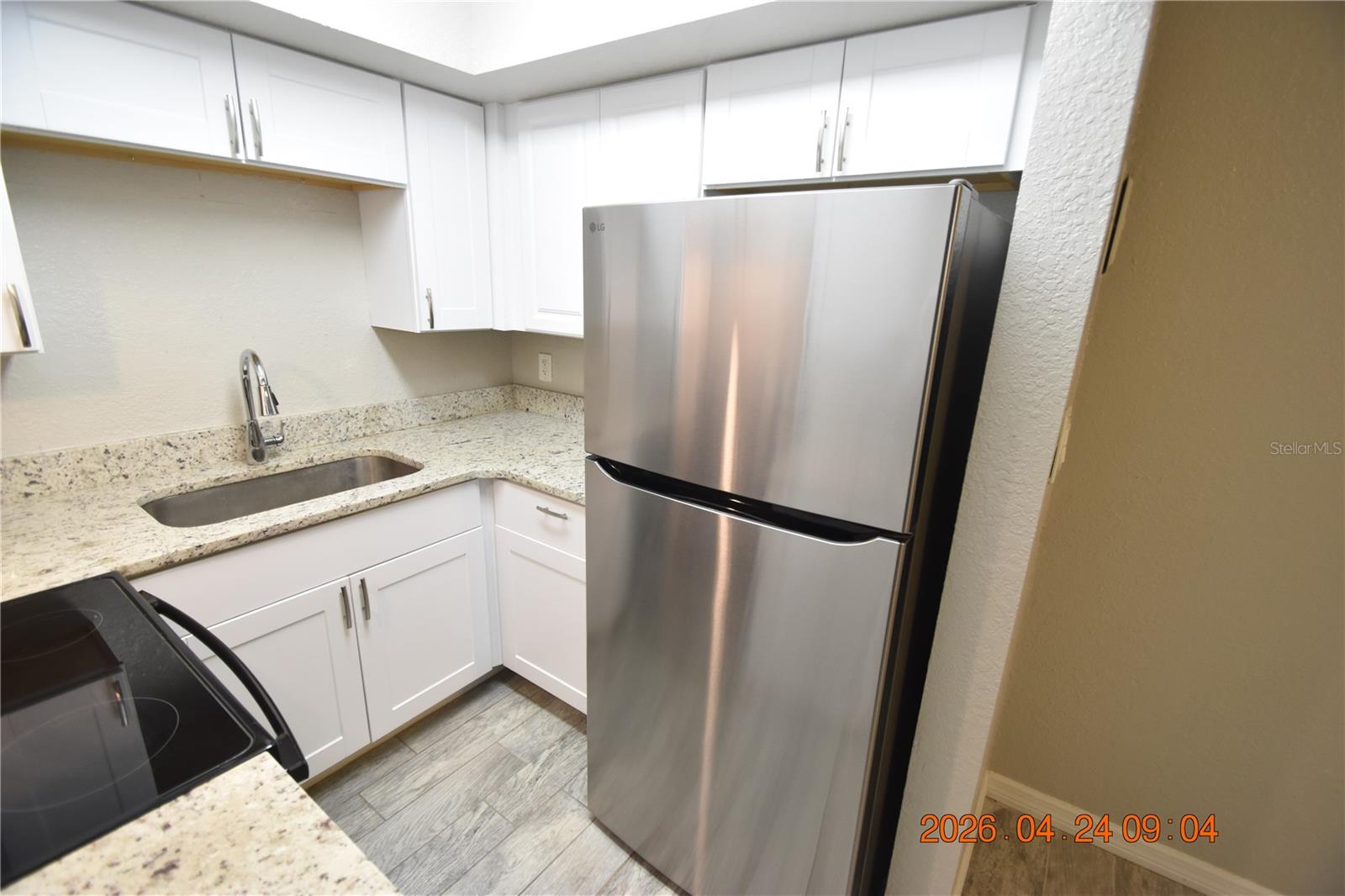 Image 11 of 16 For 306 Danube Avenue 2