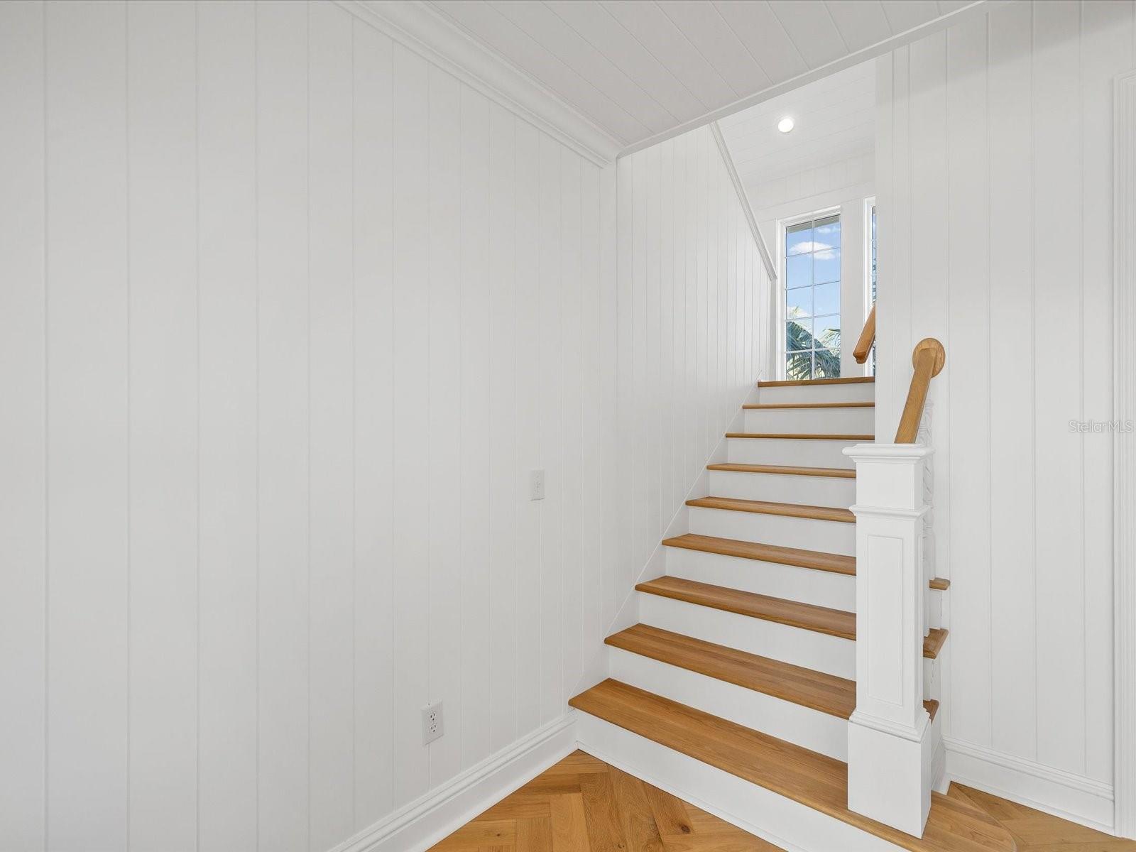 Image 25 of 66 For 433 St Andrews Drive