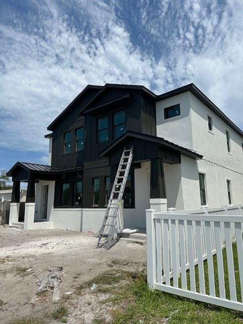 Listing Details for 1531 29th Avenue N, ST PETERSBURG, FL 33704