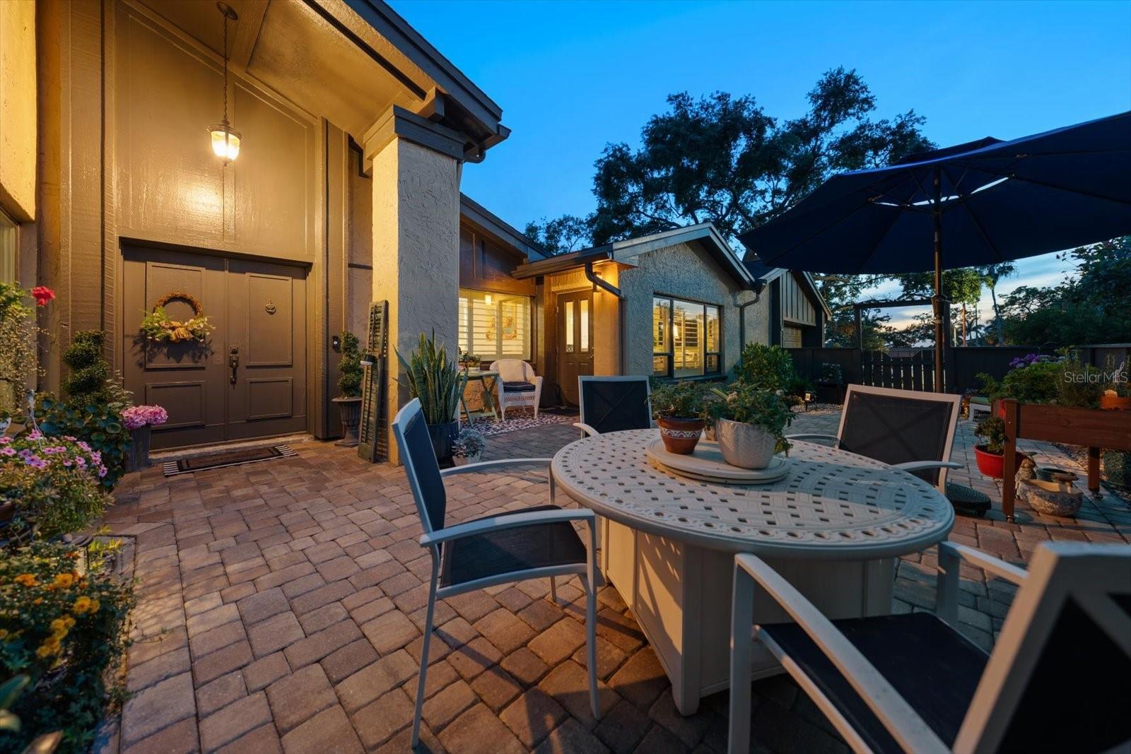 Image 33 of 51 For 13300 Indian Rocks Road 201
