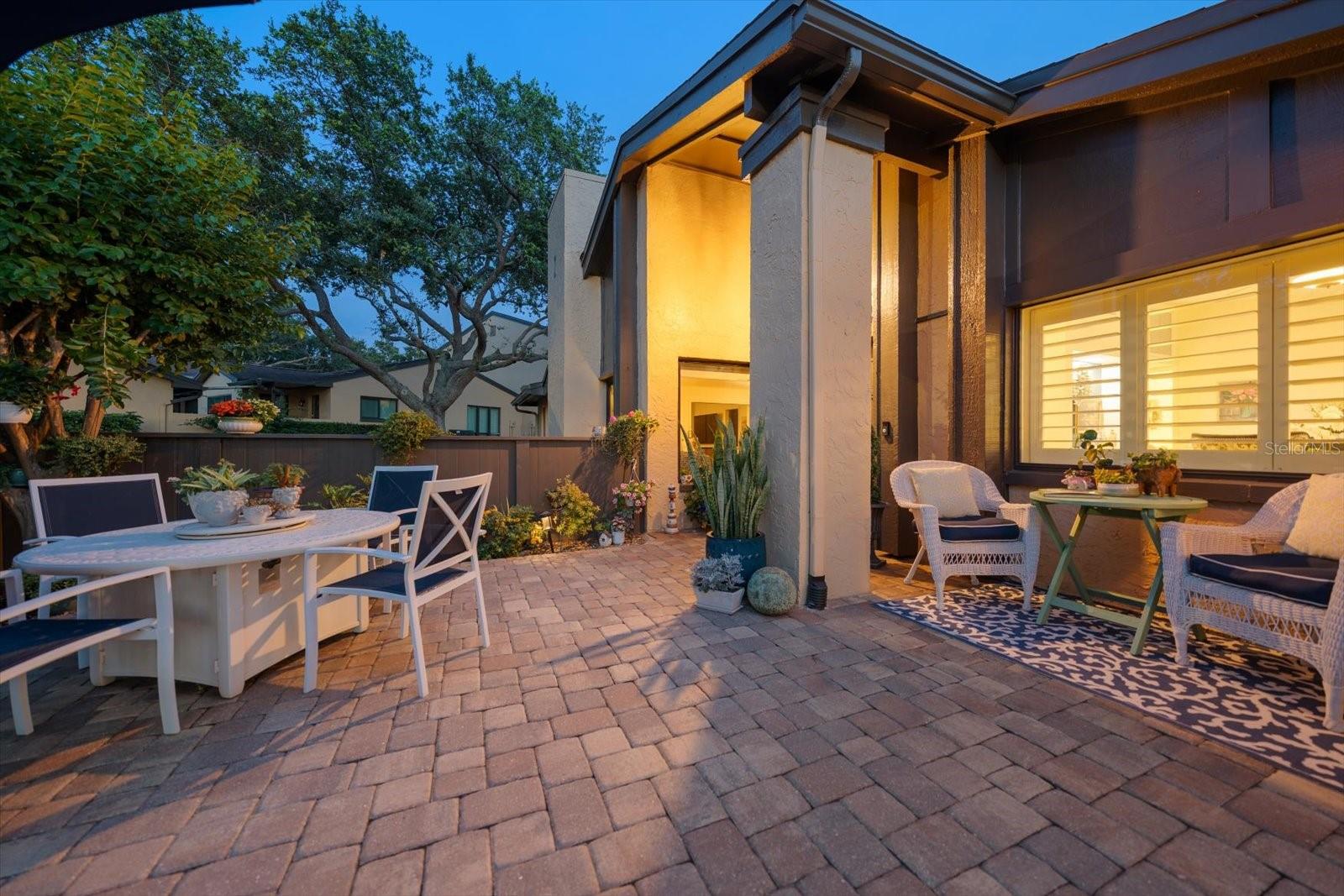 Image 35 of 51 For 13300 Indian Rocks Road 201