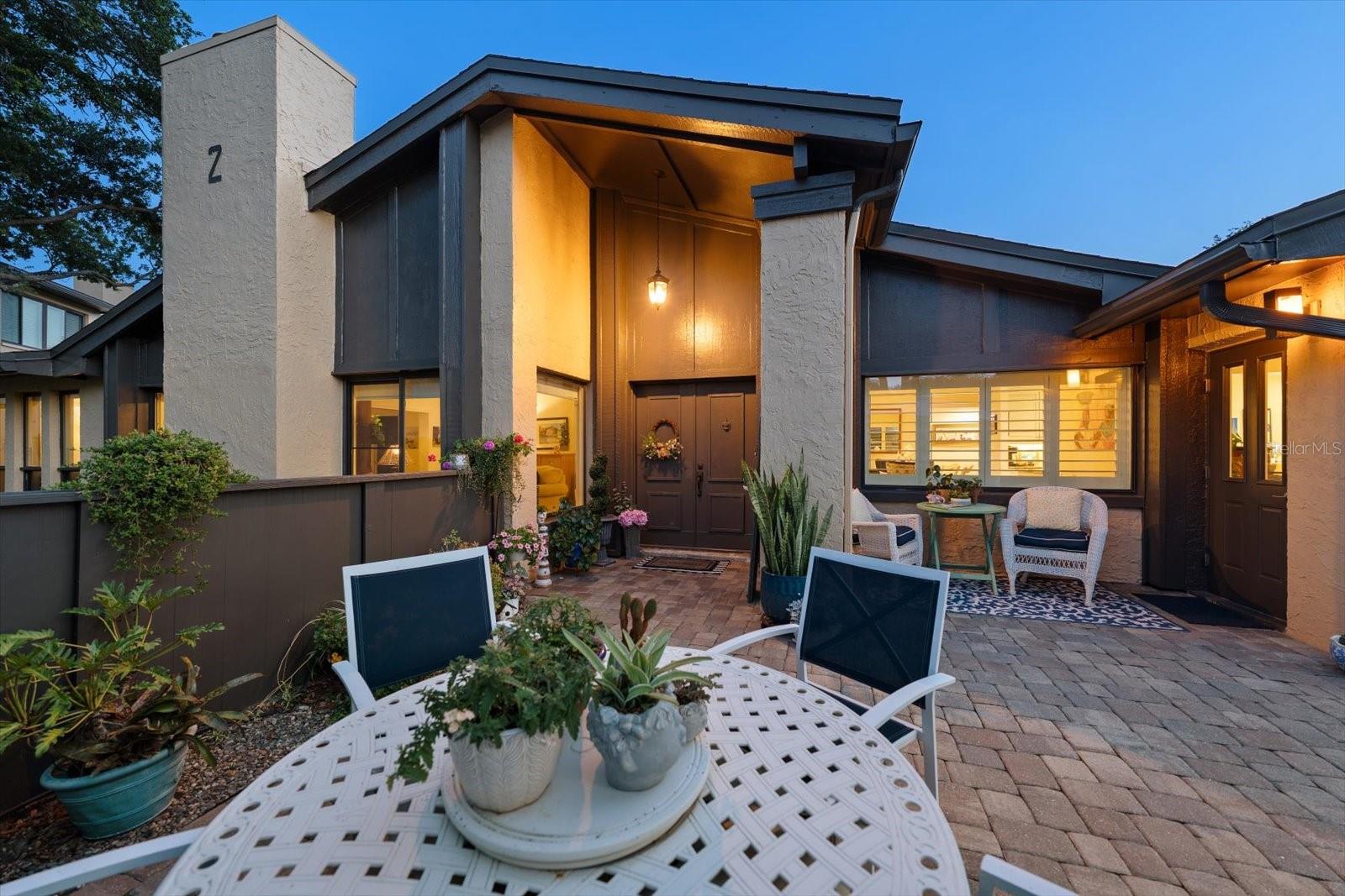 Image 6 of 51 For 13300 Indian Rocks Road 201