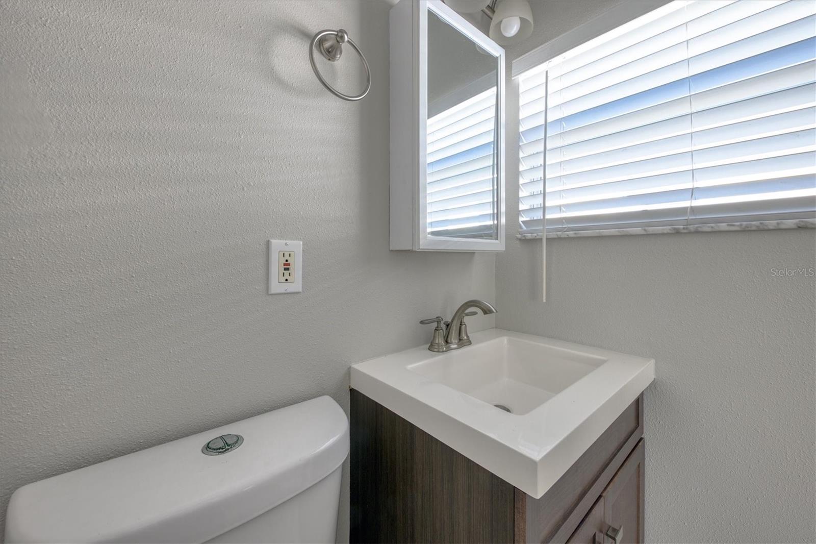 Image 21 of 32 For 3815 1st Avenue N A