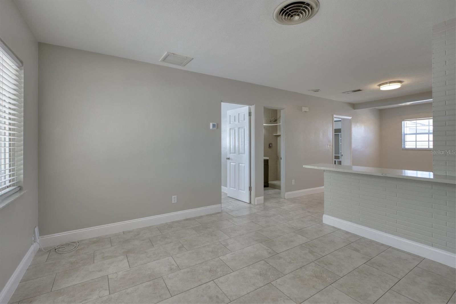 Image 4 of 32 For 3815 1st Avenue N A