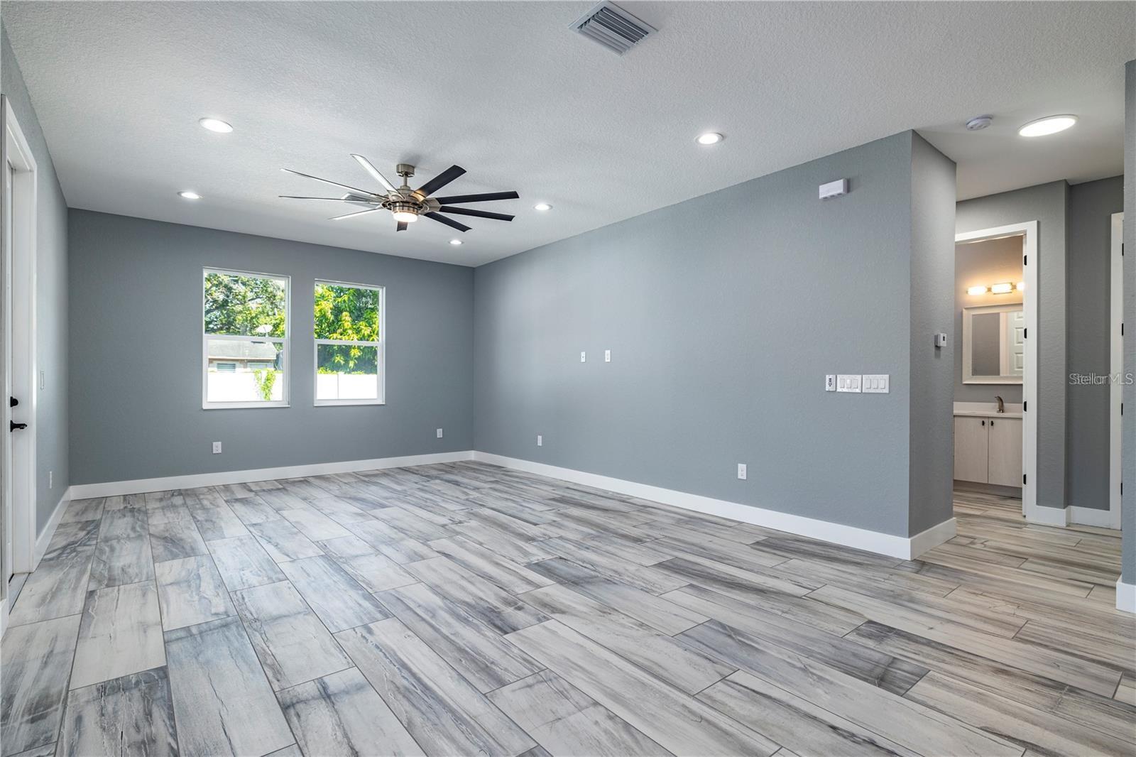 Image 7 of 24 For 4205 Arch Street