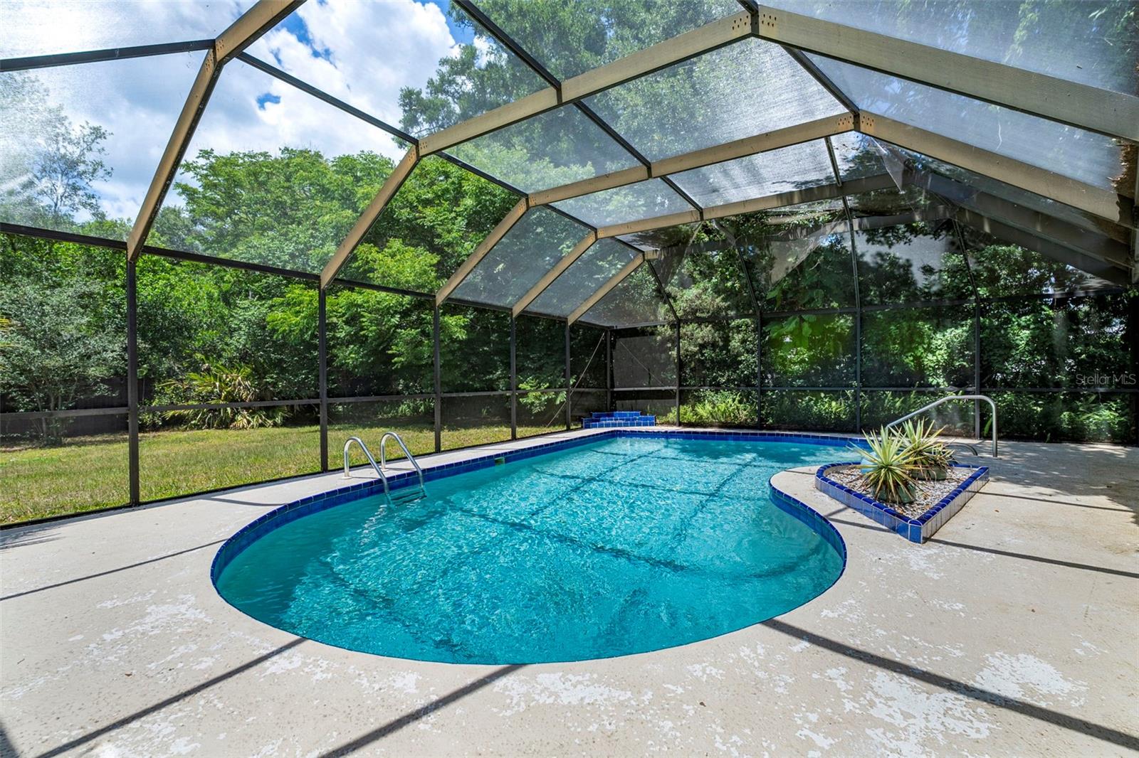 Image 26 of 31 For 207 Dunbridge Drive