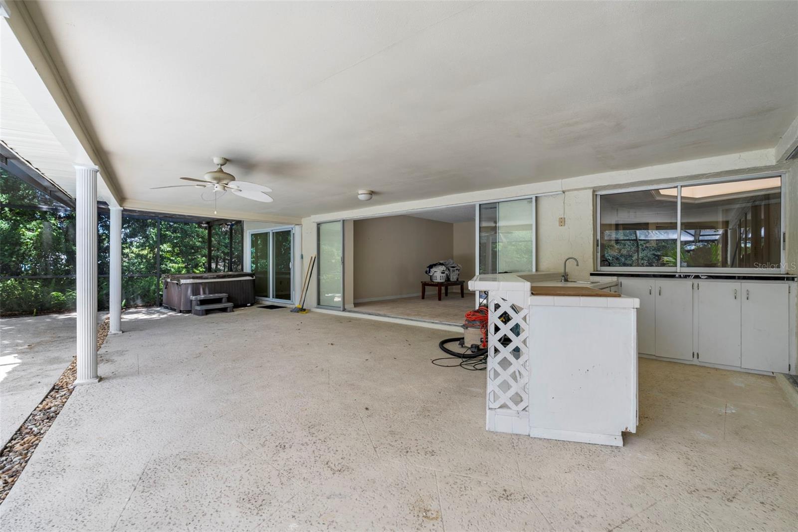 Image 28 of 31 For 207 Dunbridge Drive