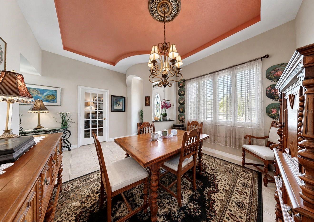 Image 13 of 79 For 2208 Myrtle Vista Court