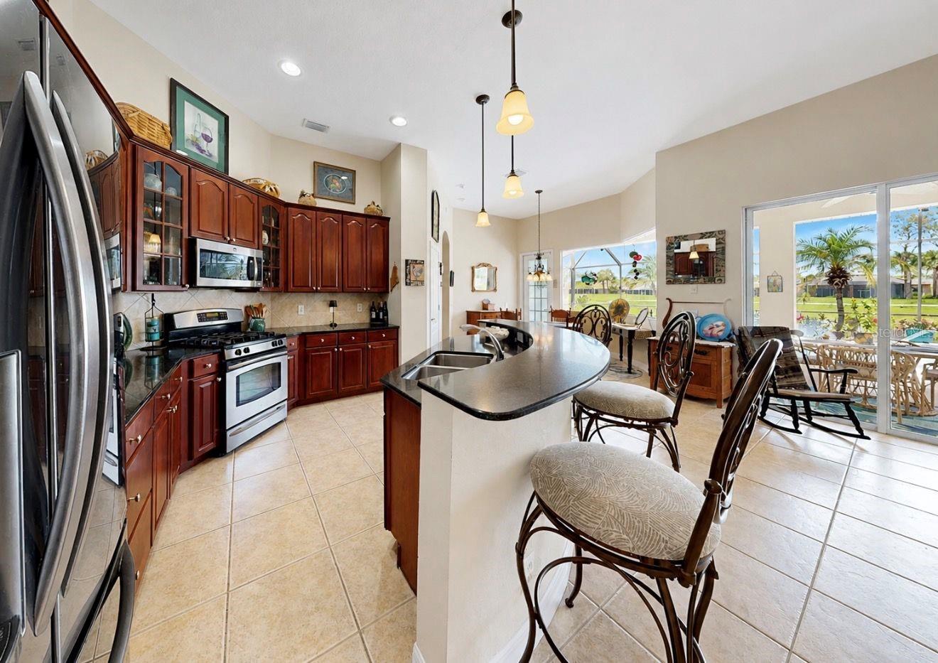 Image 23 of 79 For 2208 Myrtle Vista Court