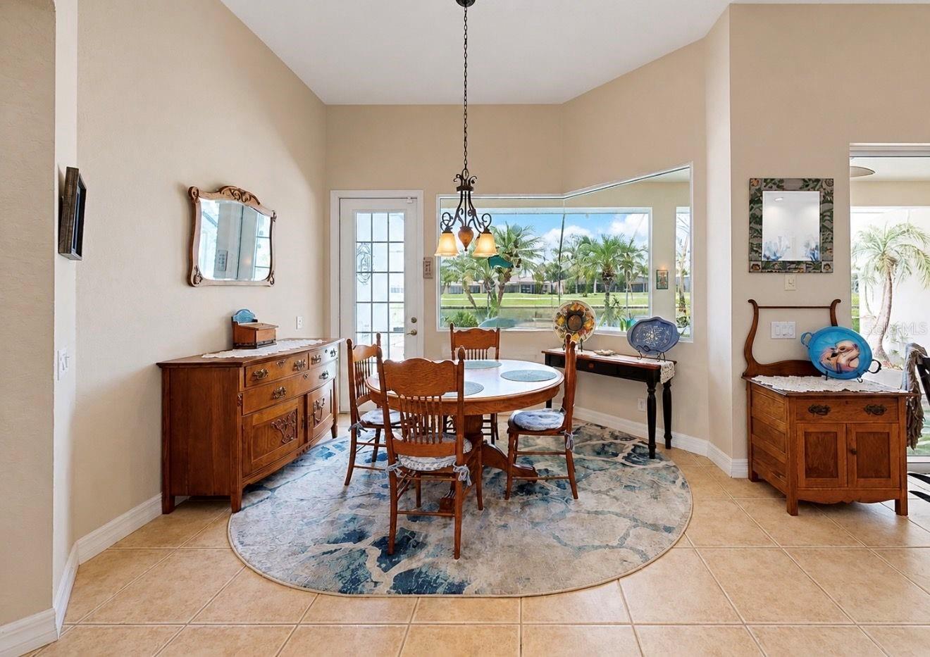 Image 29 of 79 For 2208 Myrtle Vista Court
