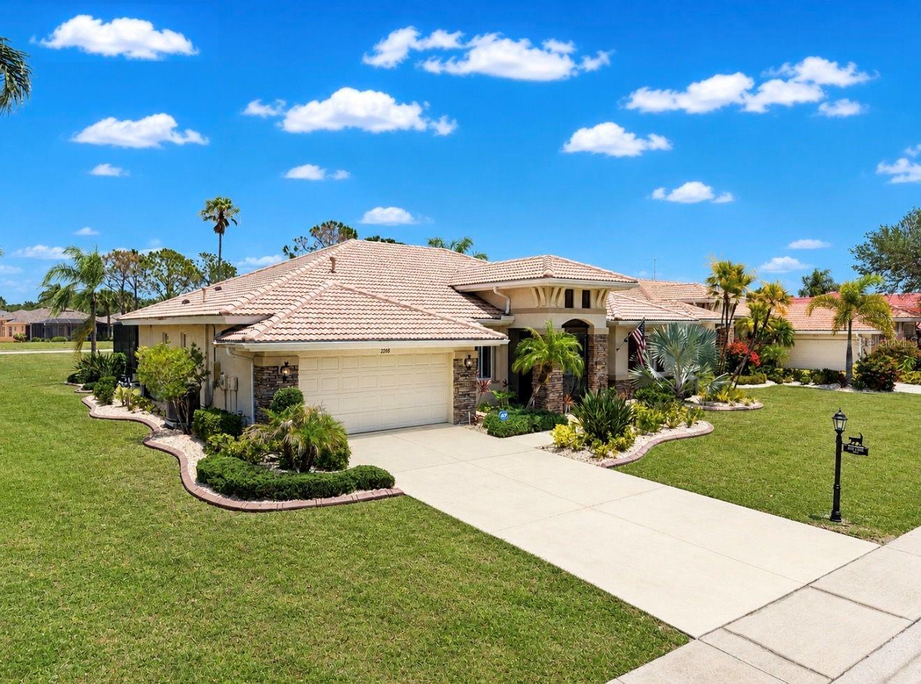 Image 8 of 79 For 2208 Myrtle Vista Court