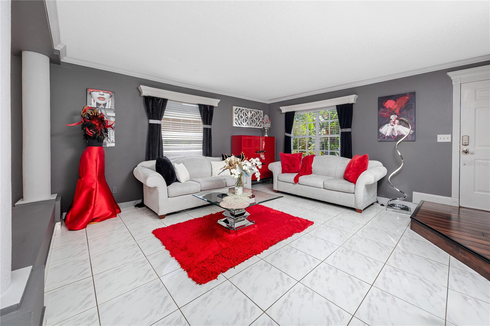 Listing photo id 10 for 7801 Hamlet Drive