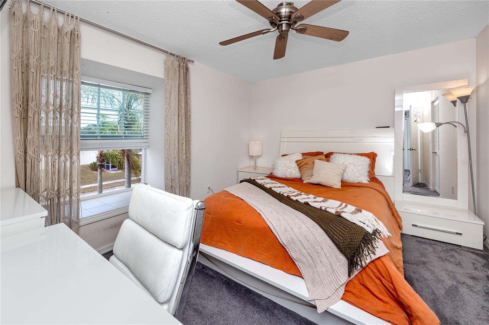 Listing photo id 33 for 7801 Hamlet Drive