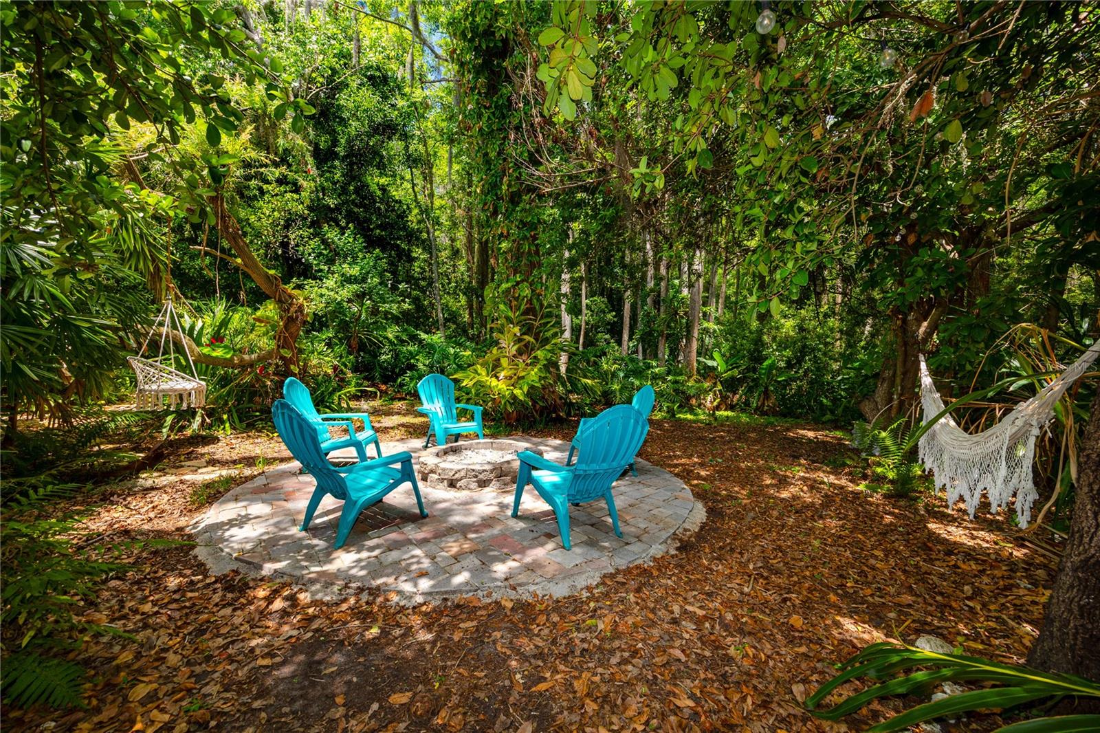 Listing photo id 42 for 7801 Hamlet Drive