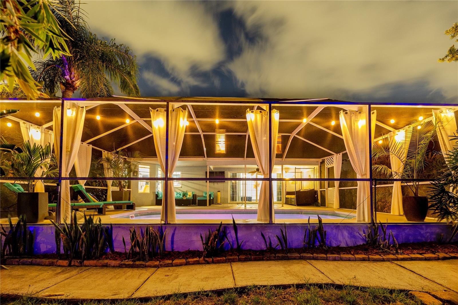 Listing photo id 53 for 7801 Hamlet Drive