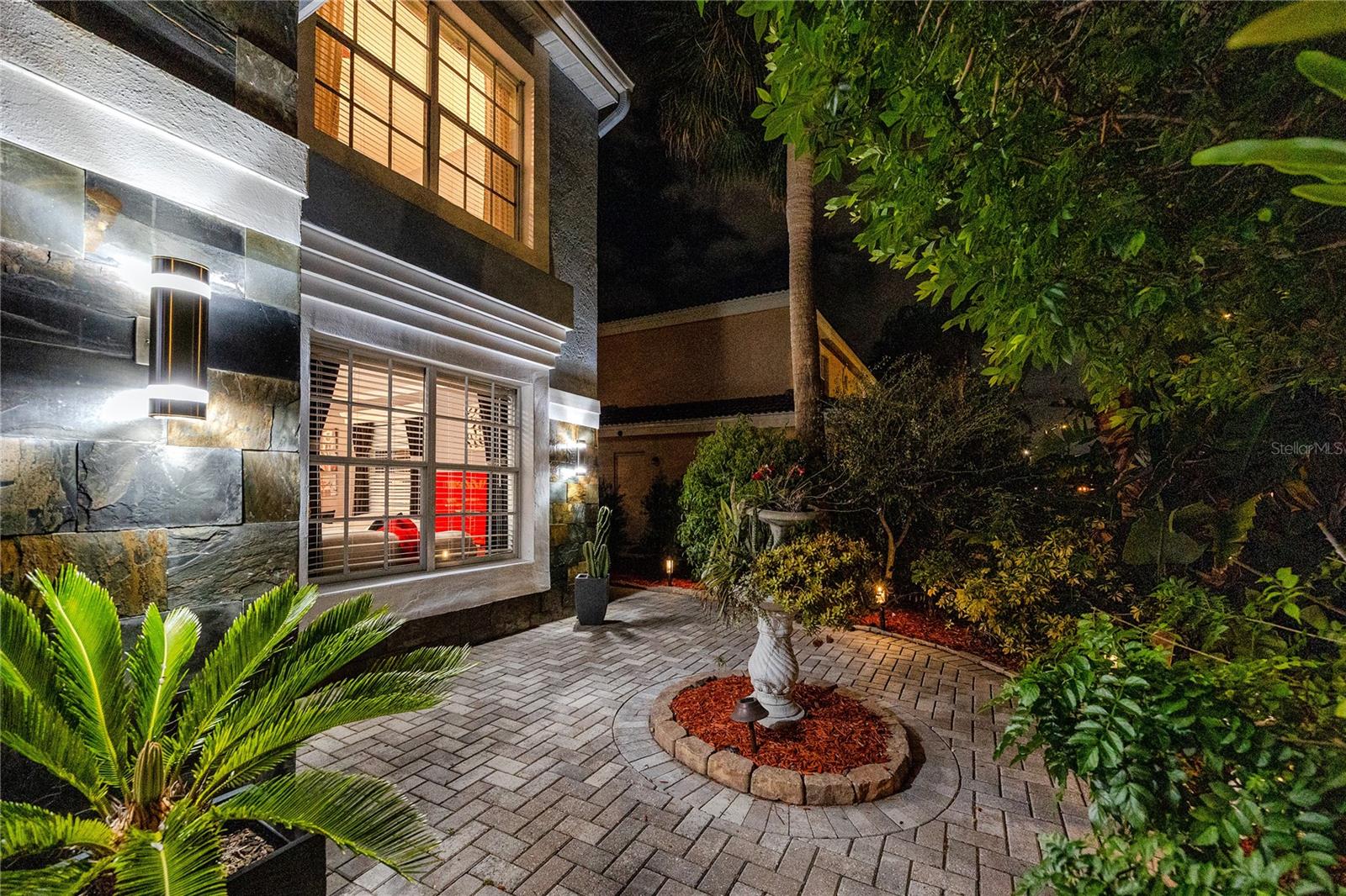 Listing photo id 56 for 7801 Hamlet Drive