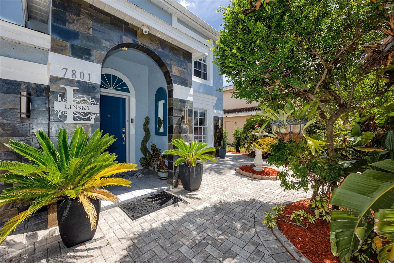 Listing photo id 59 for 7801 Hamlet Drive