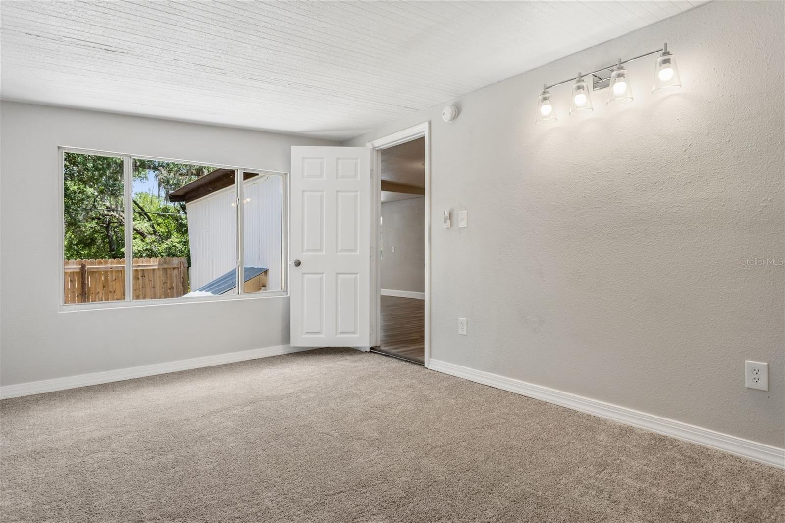 Image 10 of 26 For 4251 Seaberg Road