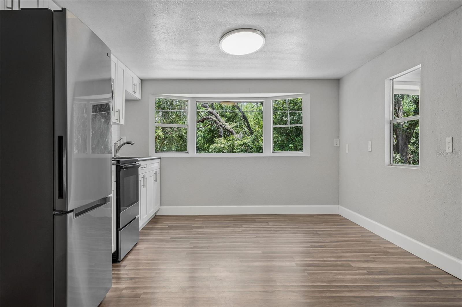 Image 8 of 26 For 4251 Seaberg Road