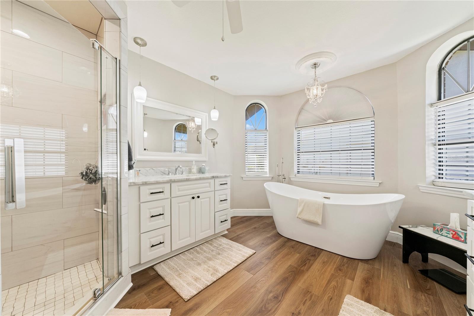 Image 13 of 63 For 6219 Huntington Drive