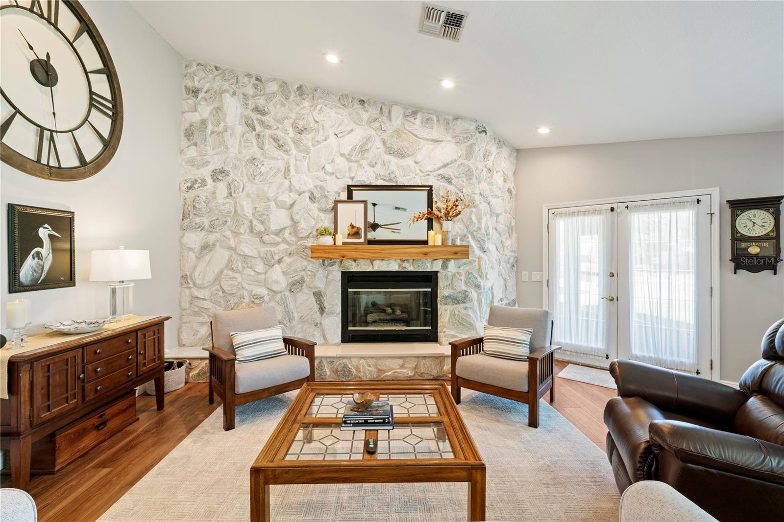 Image 37 of 63 For 6219 Huntington Drive