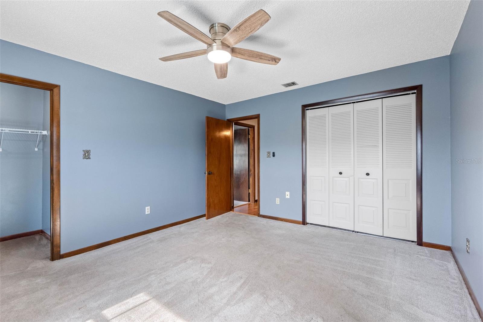 Image 22 of 38 For 6202 Richard Avenue