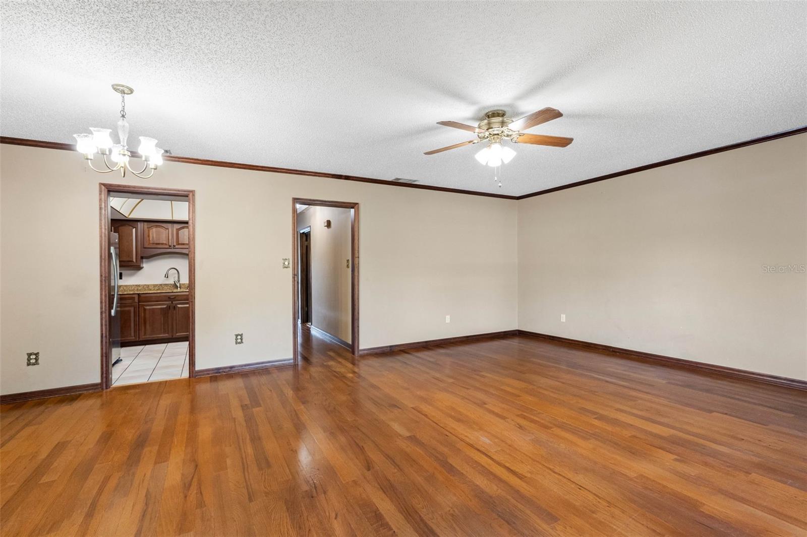 Image 3 of 38 For 6202 Richard Avenue
