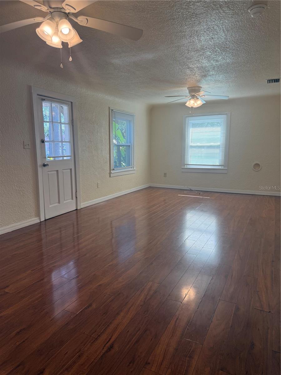 Image 4 of 14 For 409 Lebeau Street