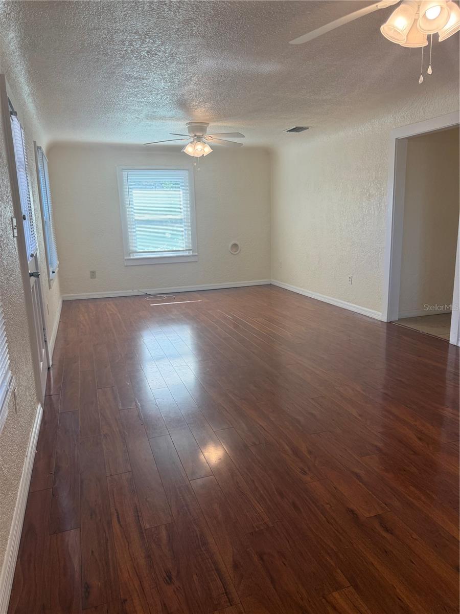 Image 5 of 14 For 409 Lebeau Street