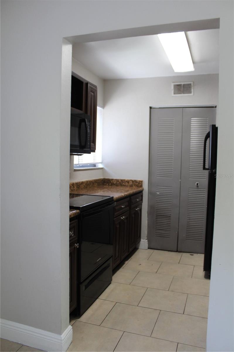 Image 4 of 14 For 7504 Timberstone Drive 13g