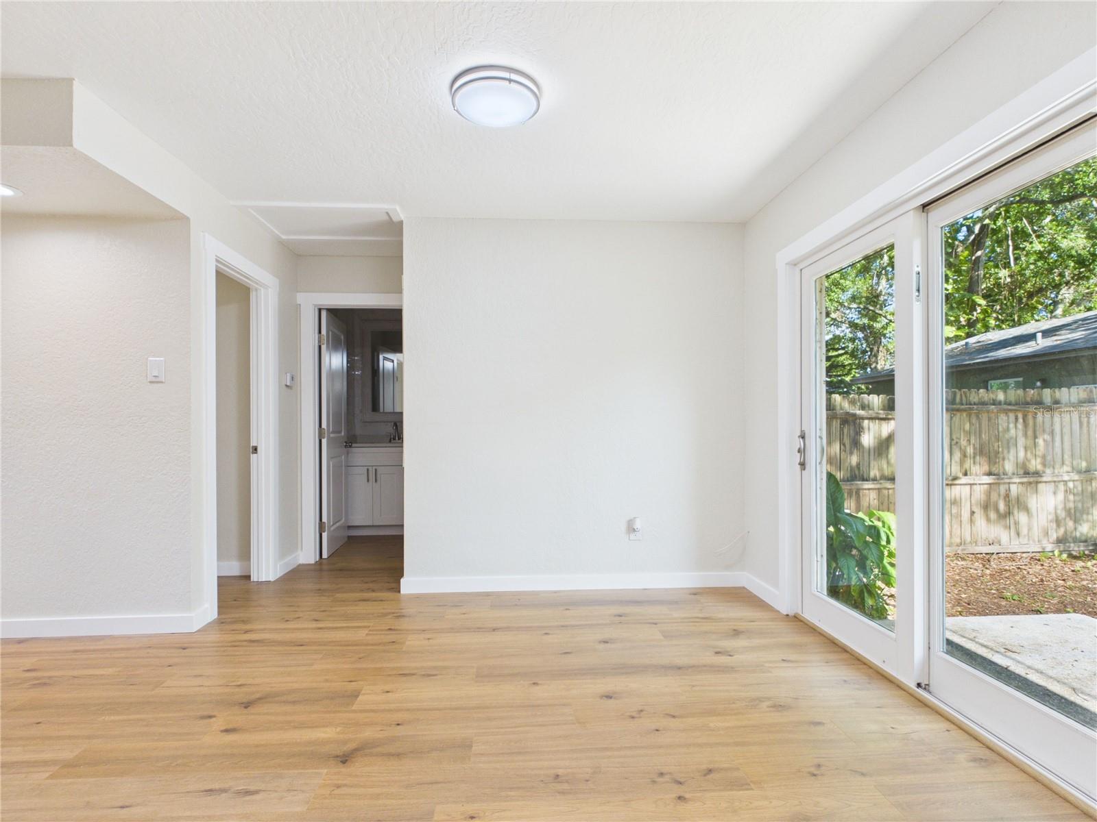 Image 15 of 41 For 14717 Sunset Street