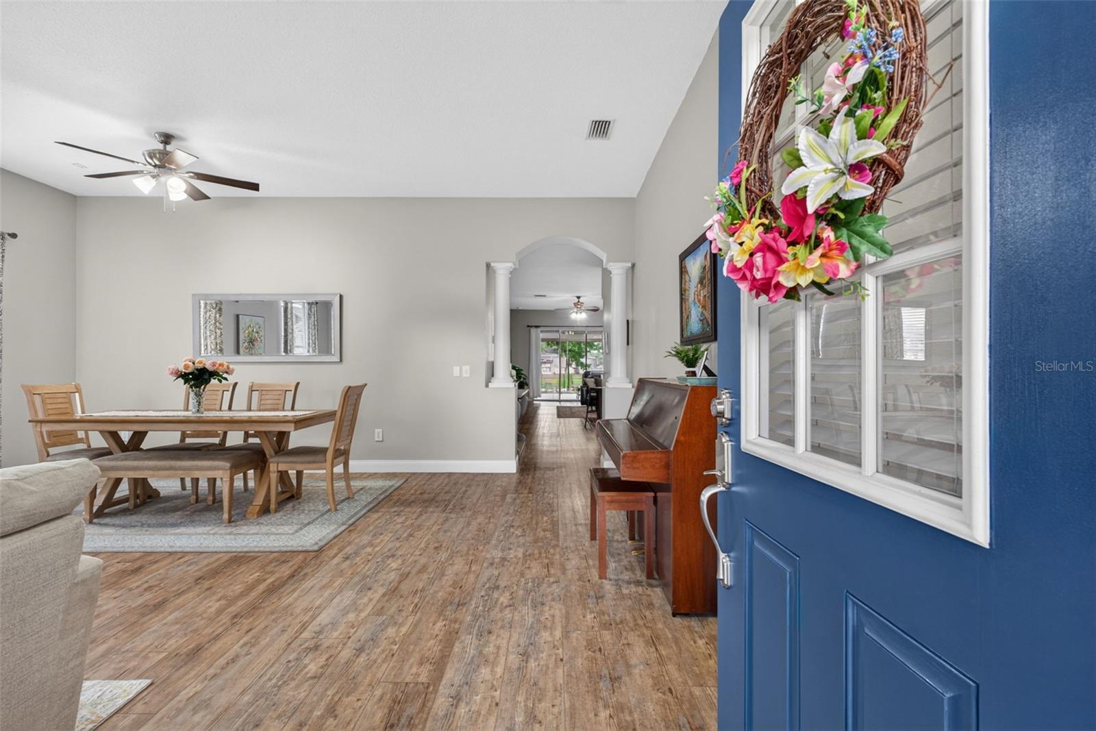 Listing photo id 8 for 5017 Torrey Hills Lane