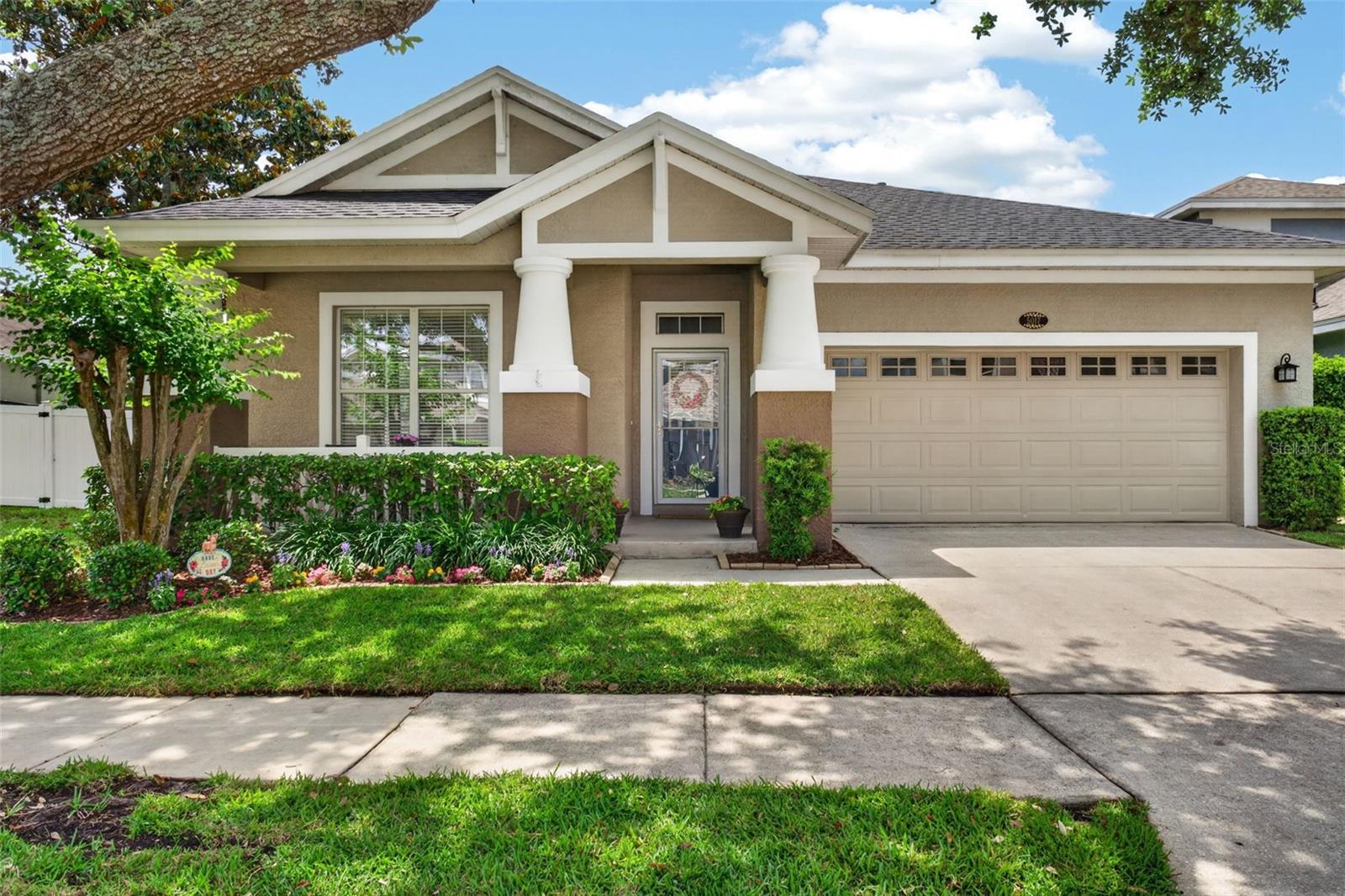 Listing photo id 0 for 5017 Torrey Hills Lane