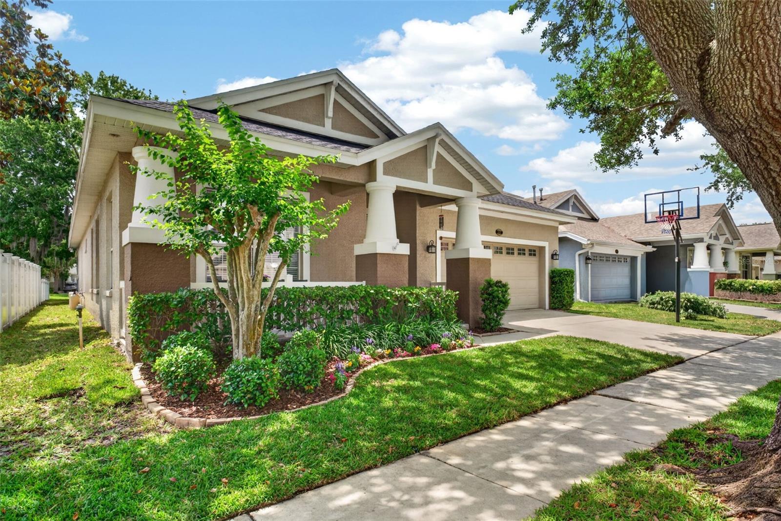 Listing photo id 1 for 5017 Torrey Hills Lane
