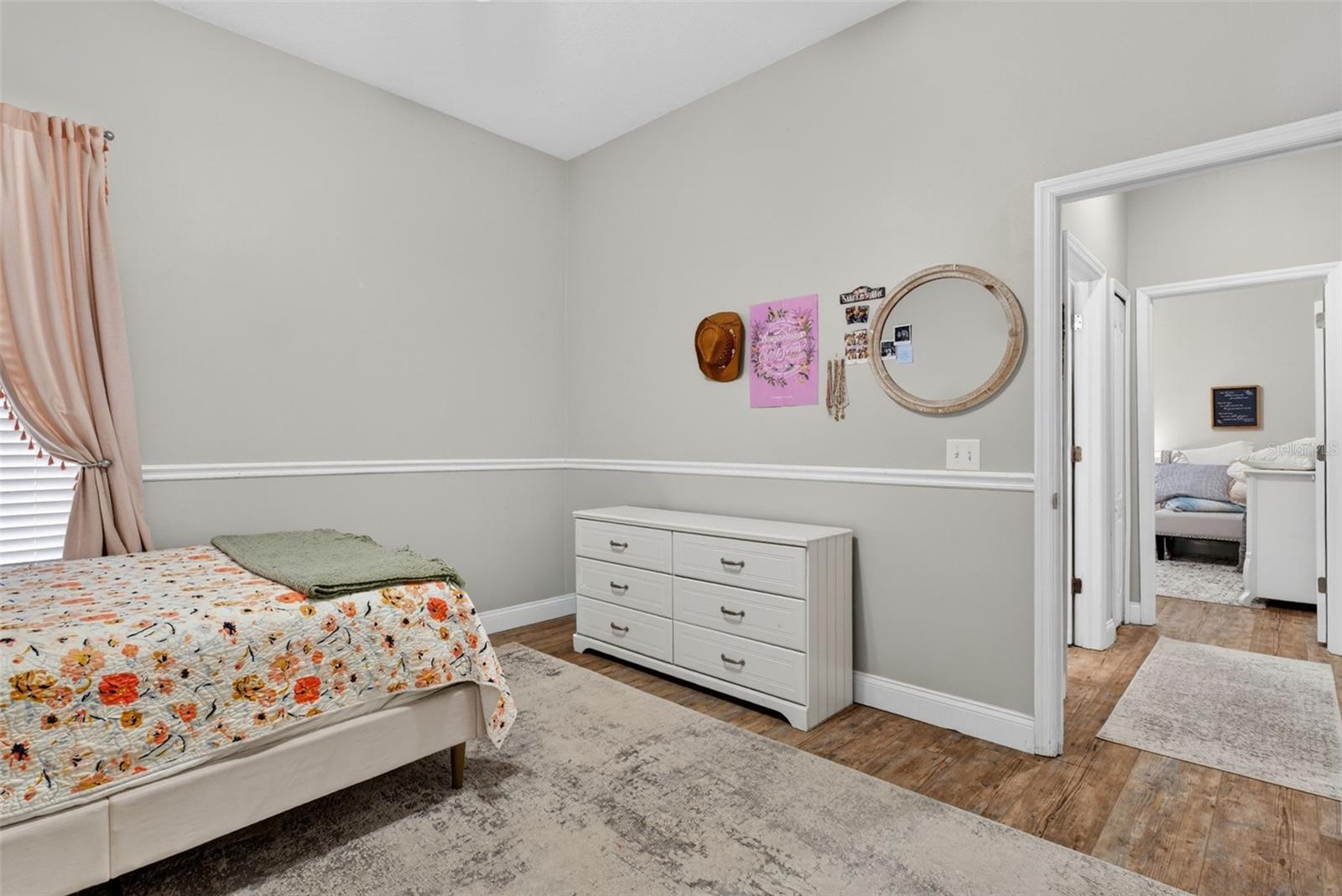 Listing photo id 36 for 5017 Torrey Hills Lane