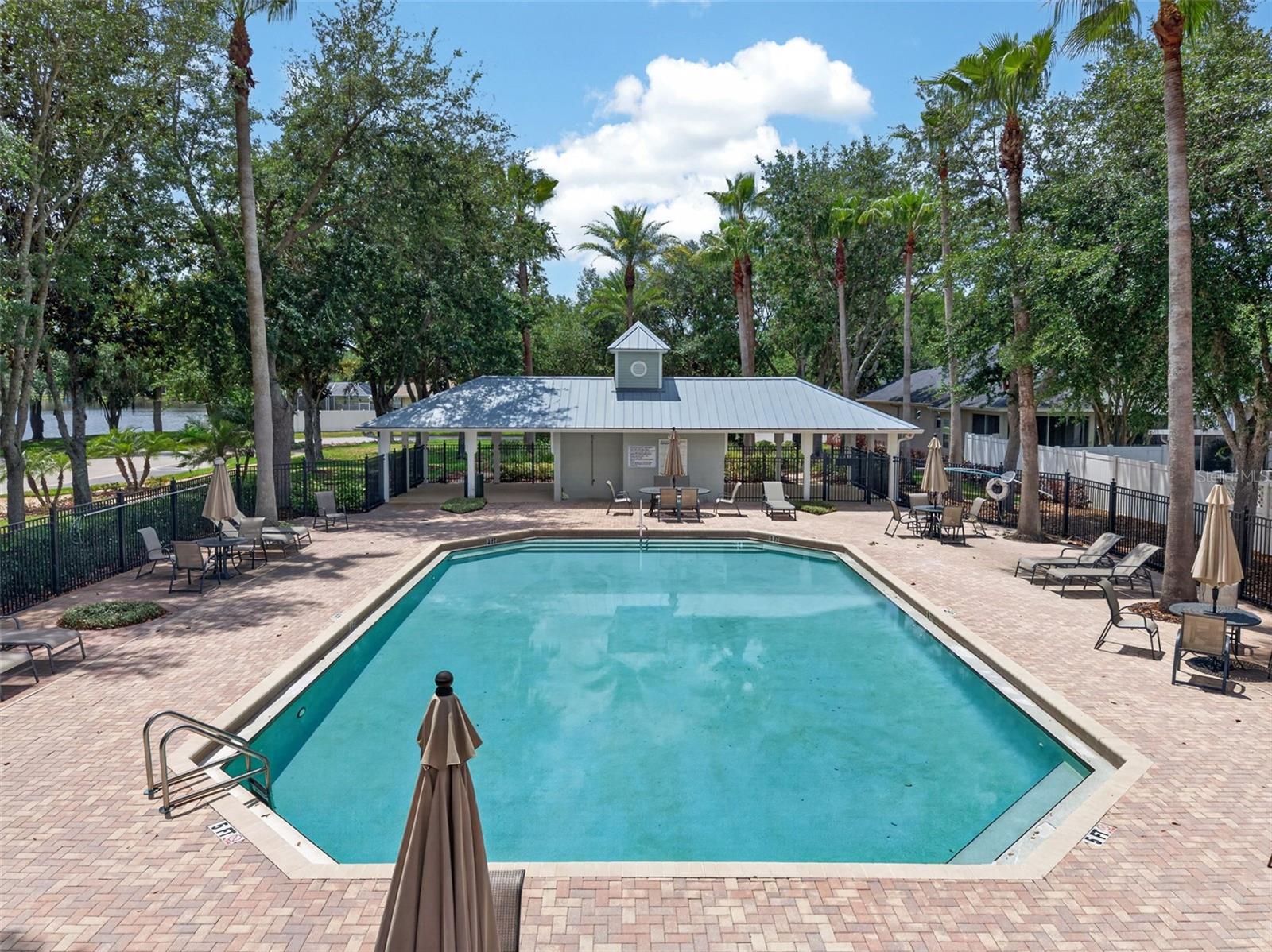 Listing photo id 2 for 5017 Torrey Hills Lane