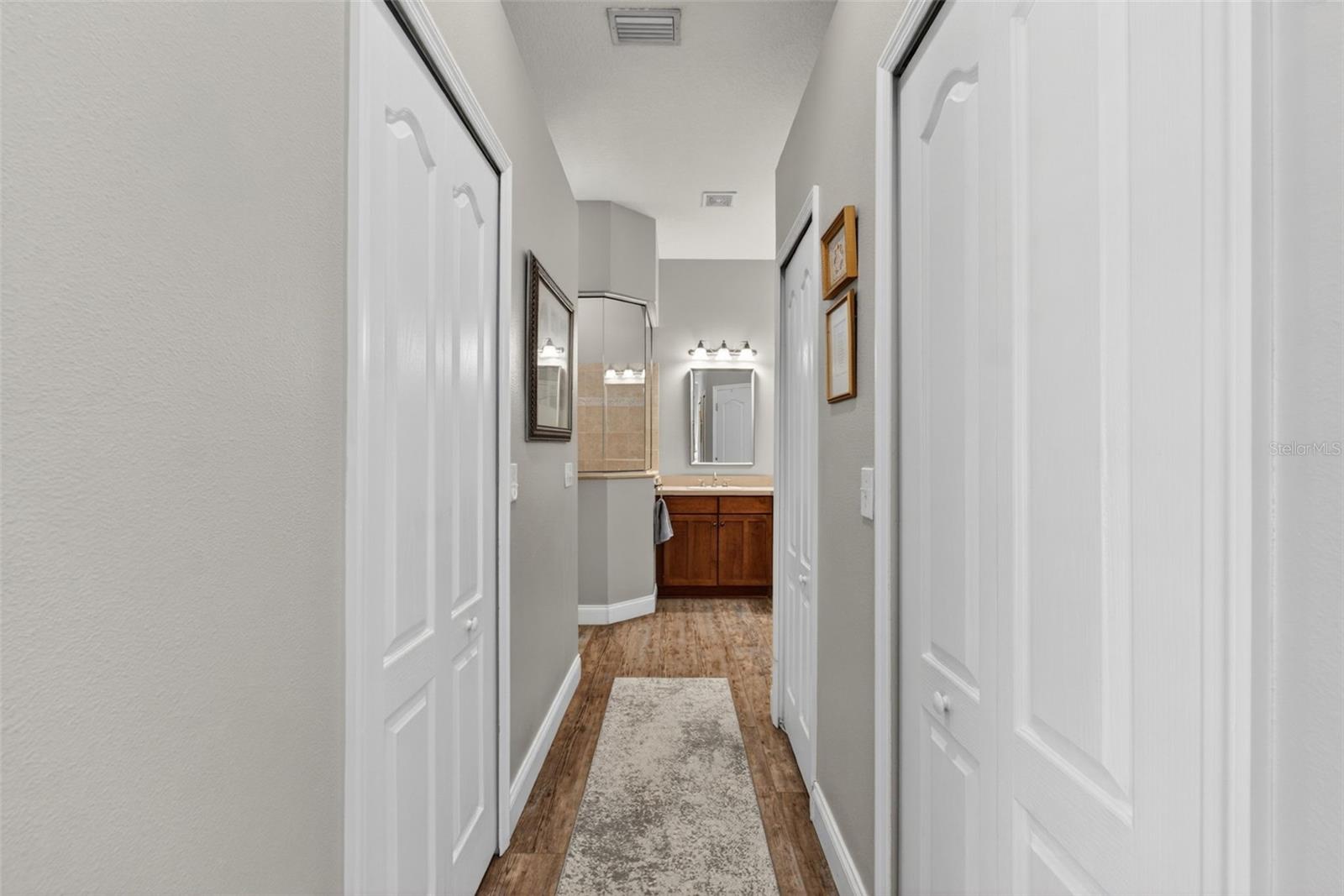 Listing photo id 44 for 5017 Torrey Hills Lane