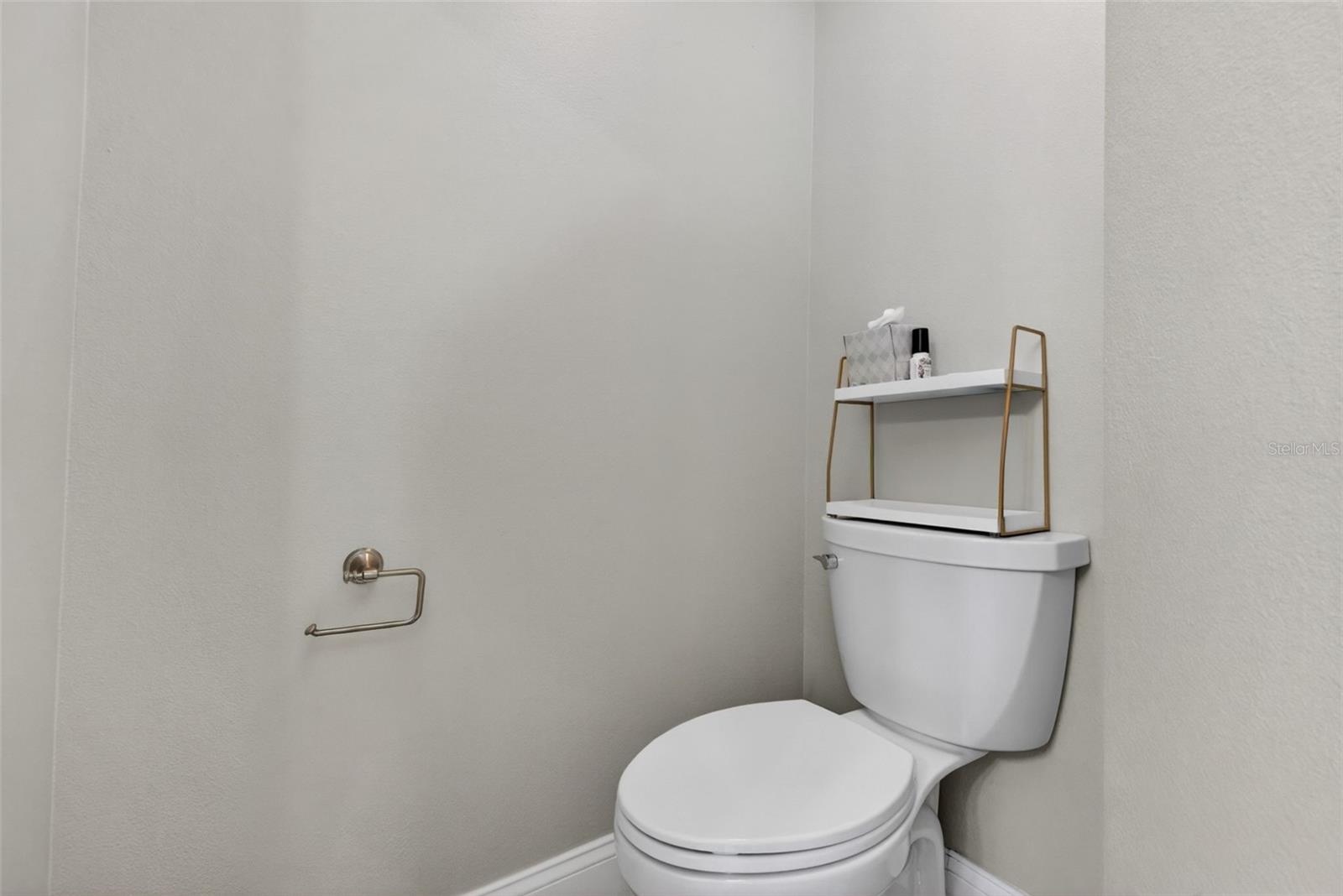 Listing photo id 49 for 5017 Torrey Hills Lane