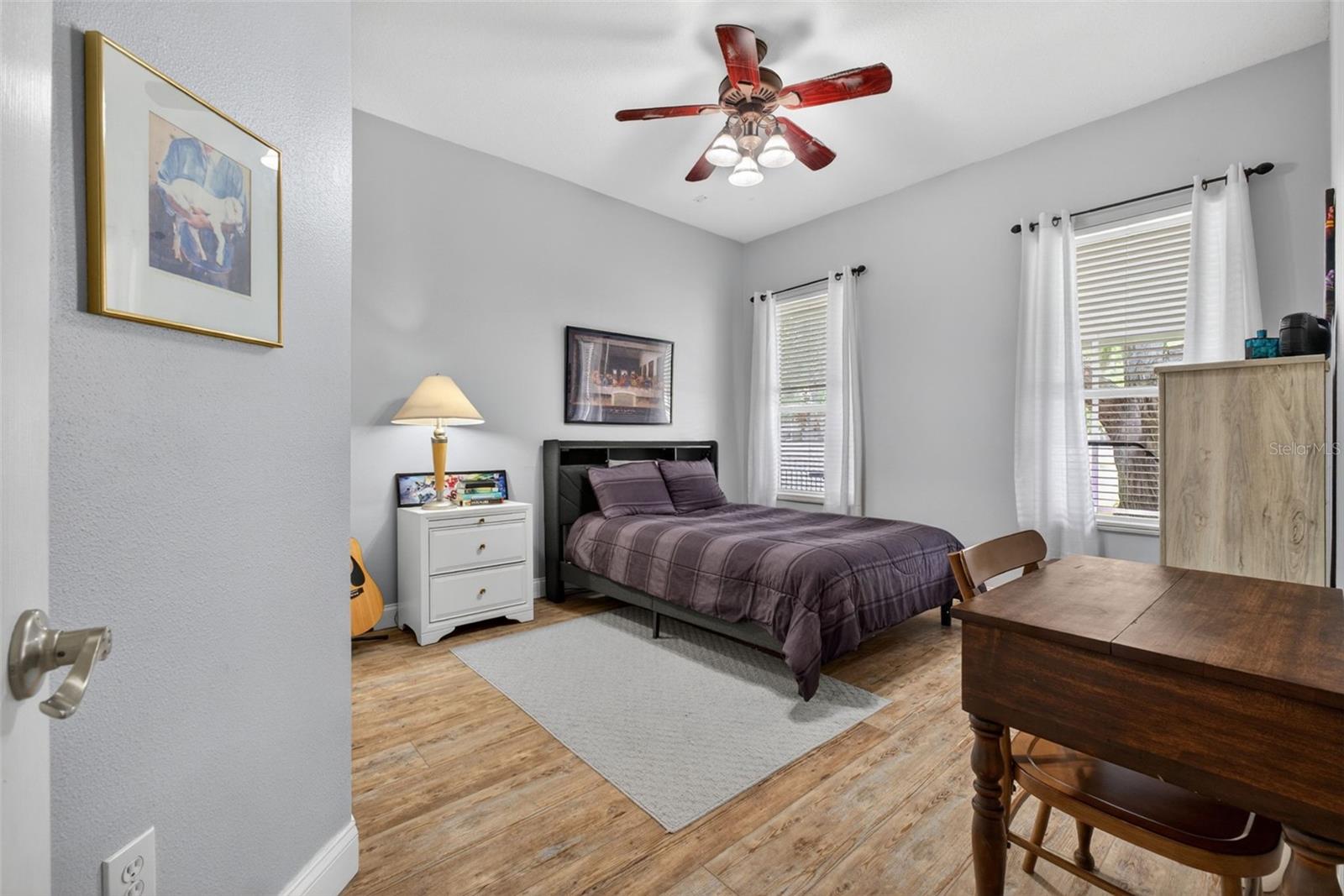 Listing photo id 50 for 5017 Torrey Hills Lane