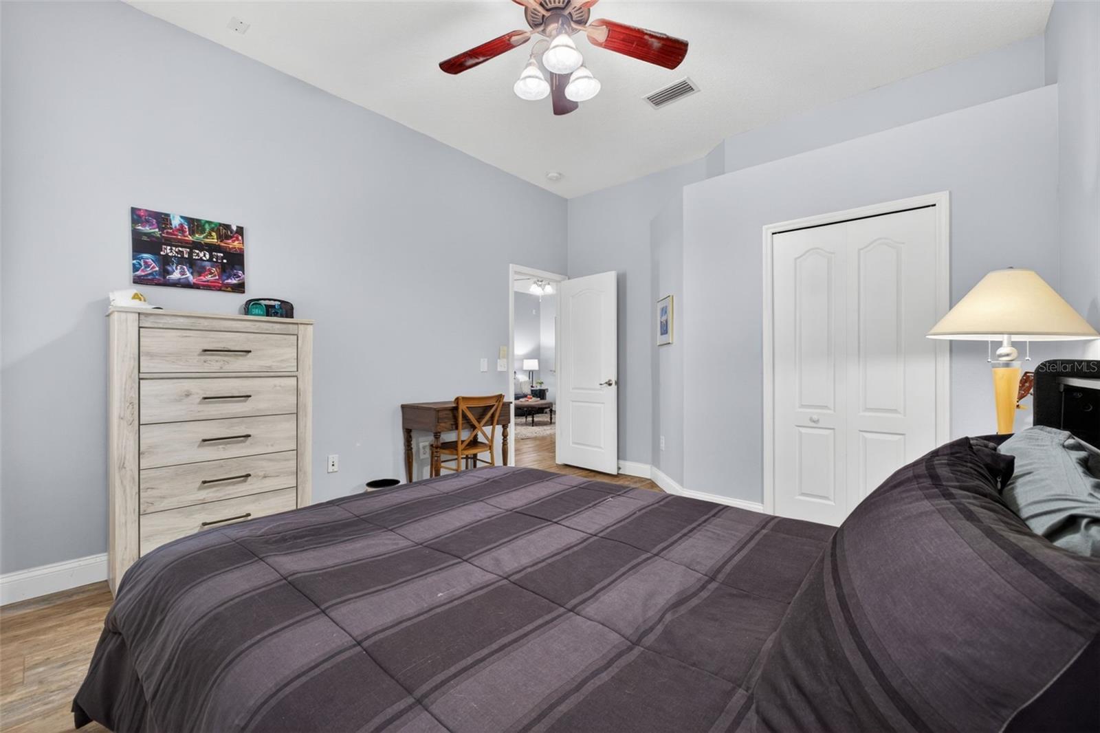 Listing photo id 51 for 5017 Torrey Hills Lane