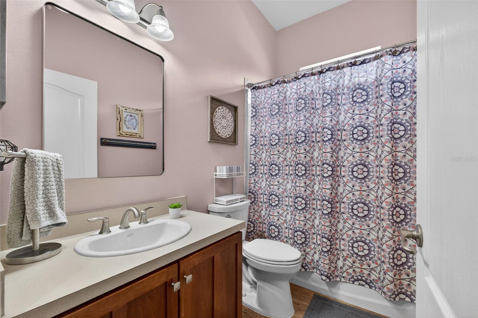 Listing photo id 52 for 5017 Torrey Hills Lane