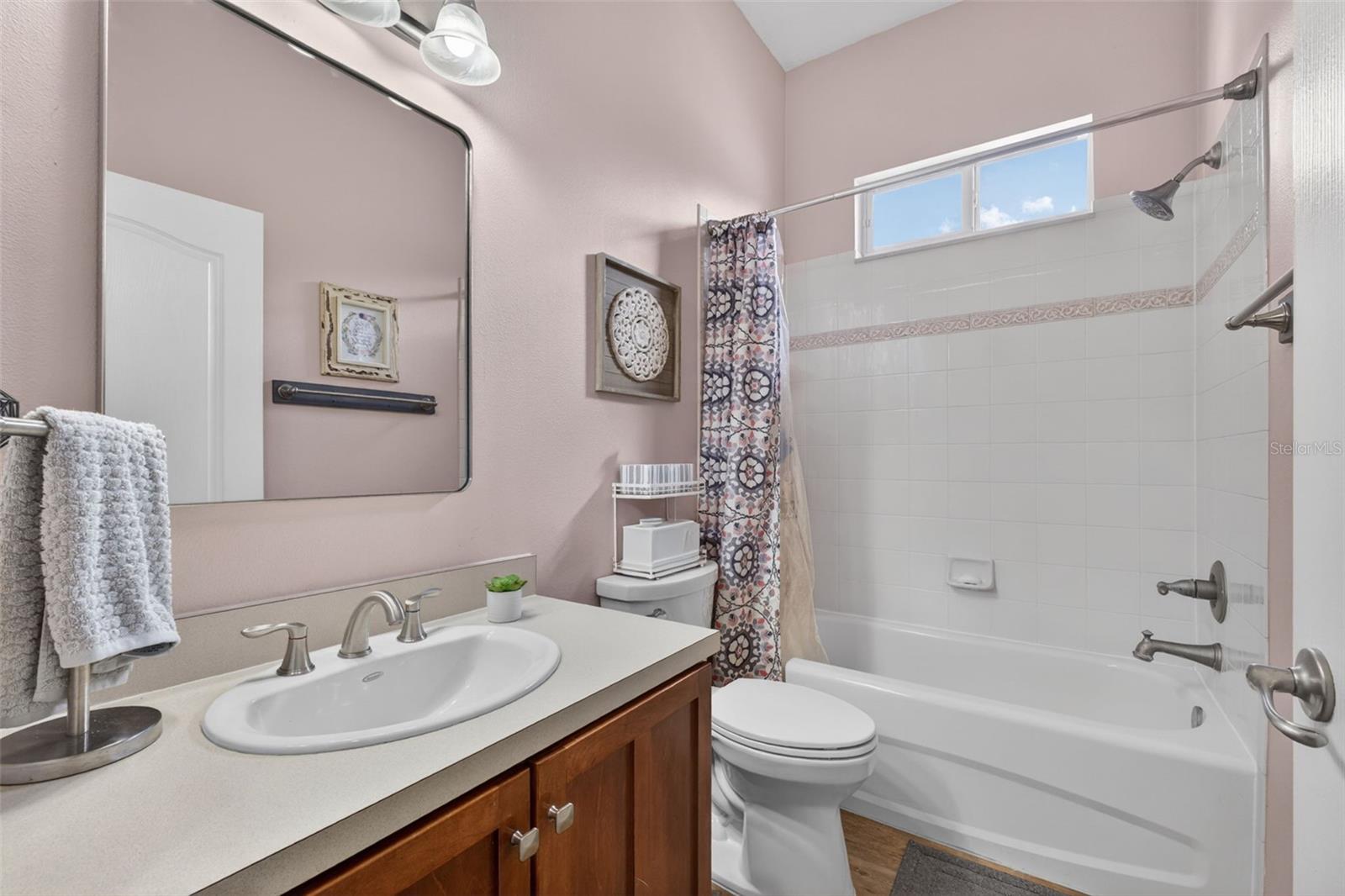 Listing photo id 53 for 5017 Torrey Hills Lane