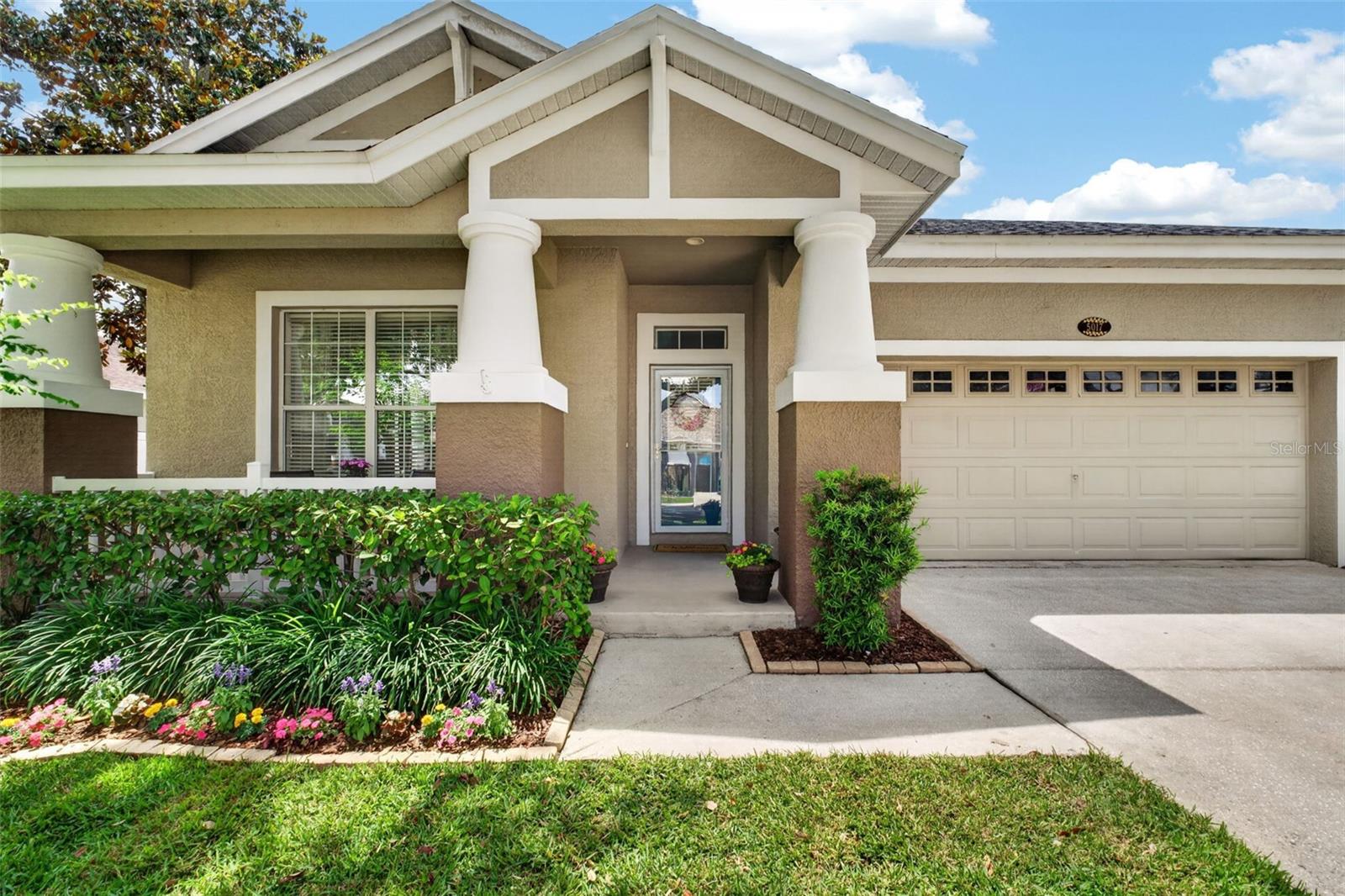 Listing photo id 4 for 5017 Torrey Hills Lane