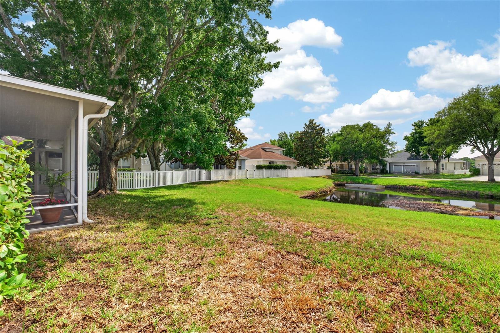 Listing photo id 61 for 5017 Torrey Hills Lane