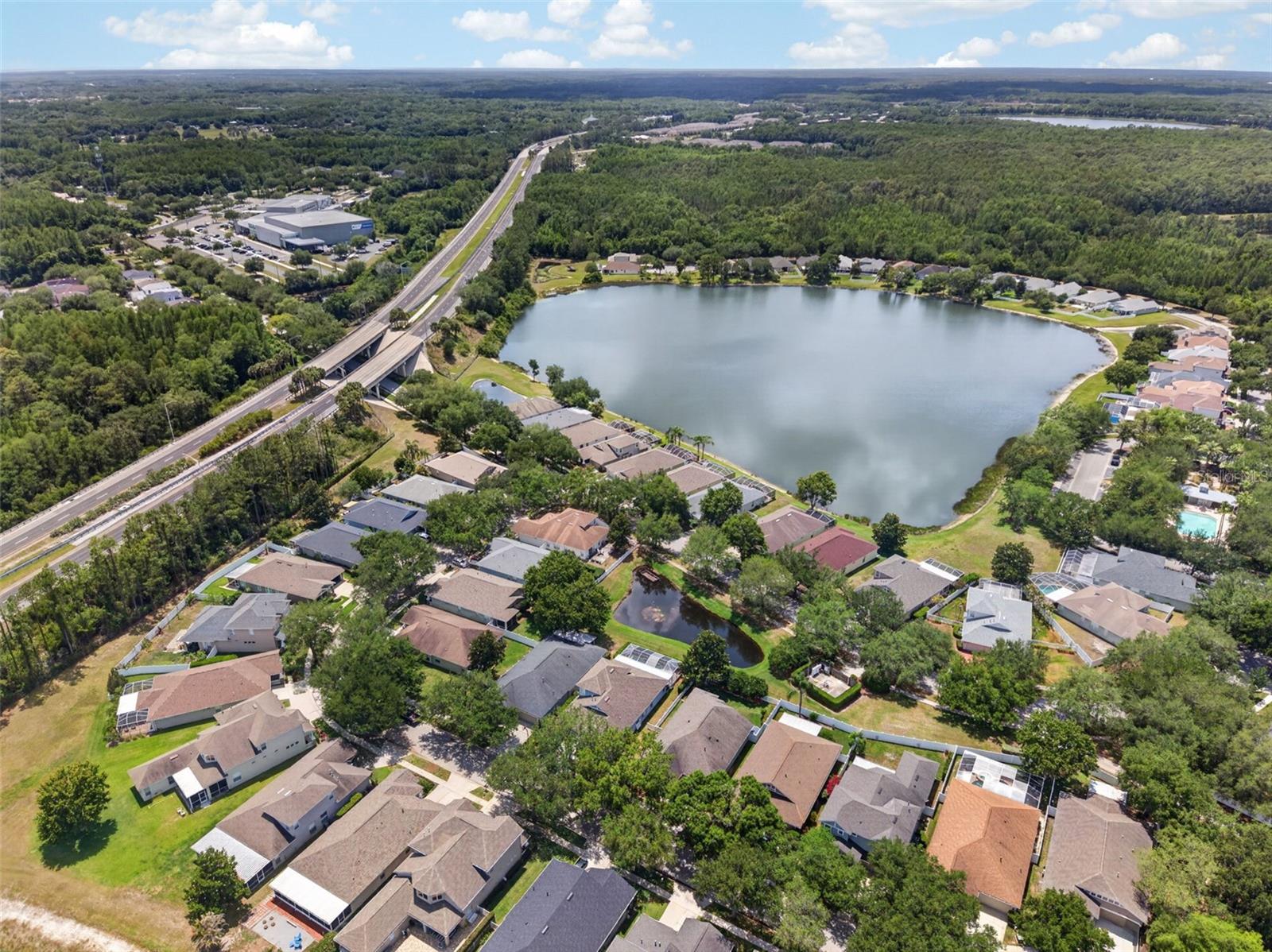 Listing photo id 71 for 5017 Torrey Hills Lane