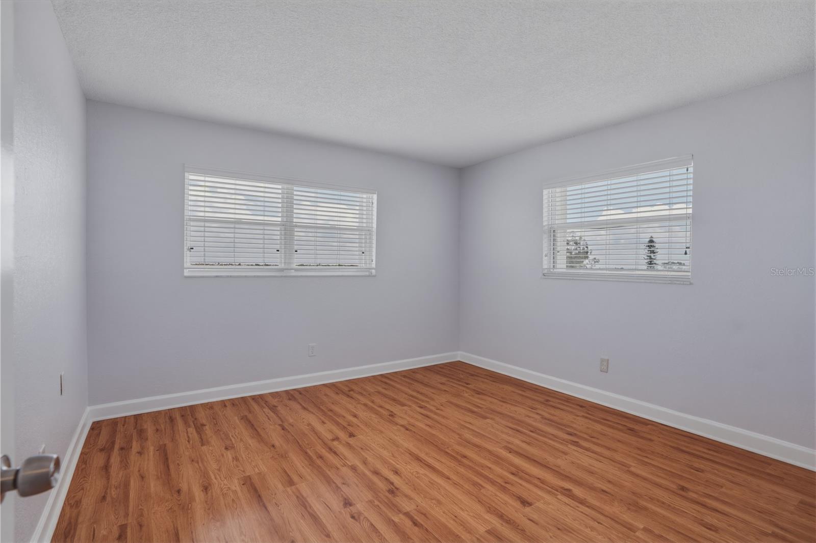 Image 22 of 37 For 403 Gulf Way 601