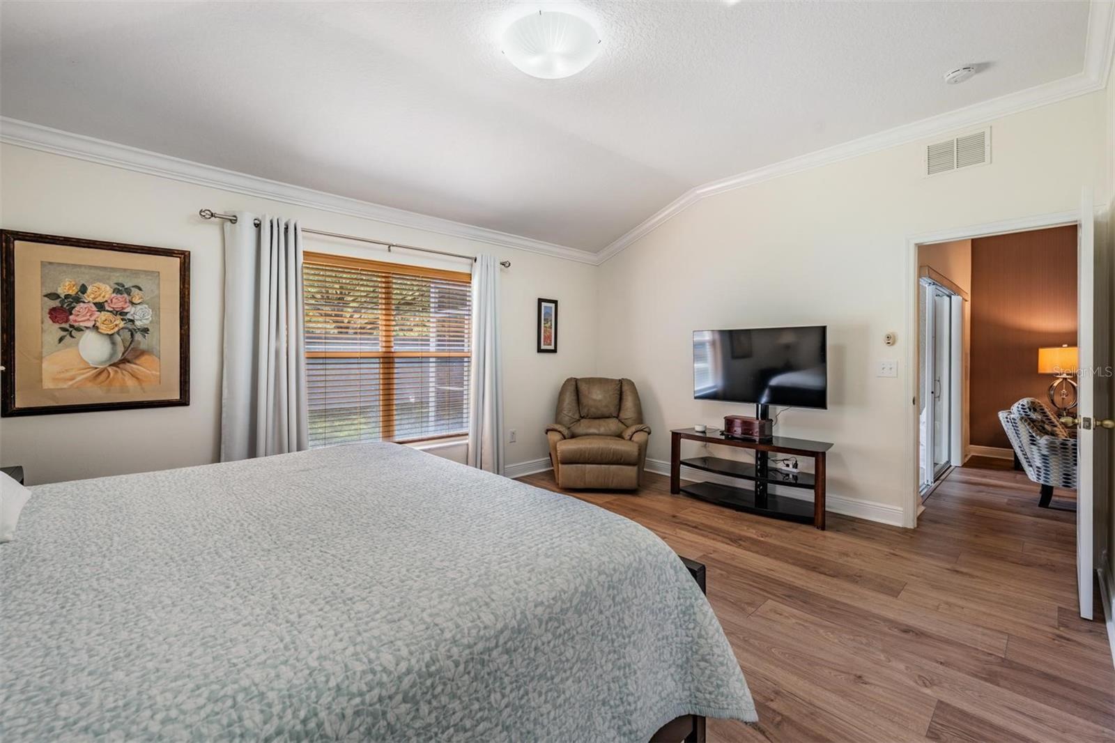 Image 22 of 40 For 3550 Simonton Court