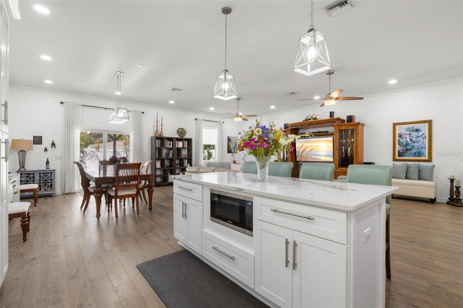 Image 9 of 39 For 1720 Verde Drive
